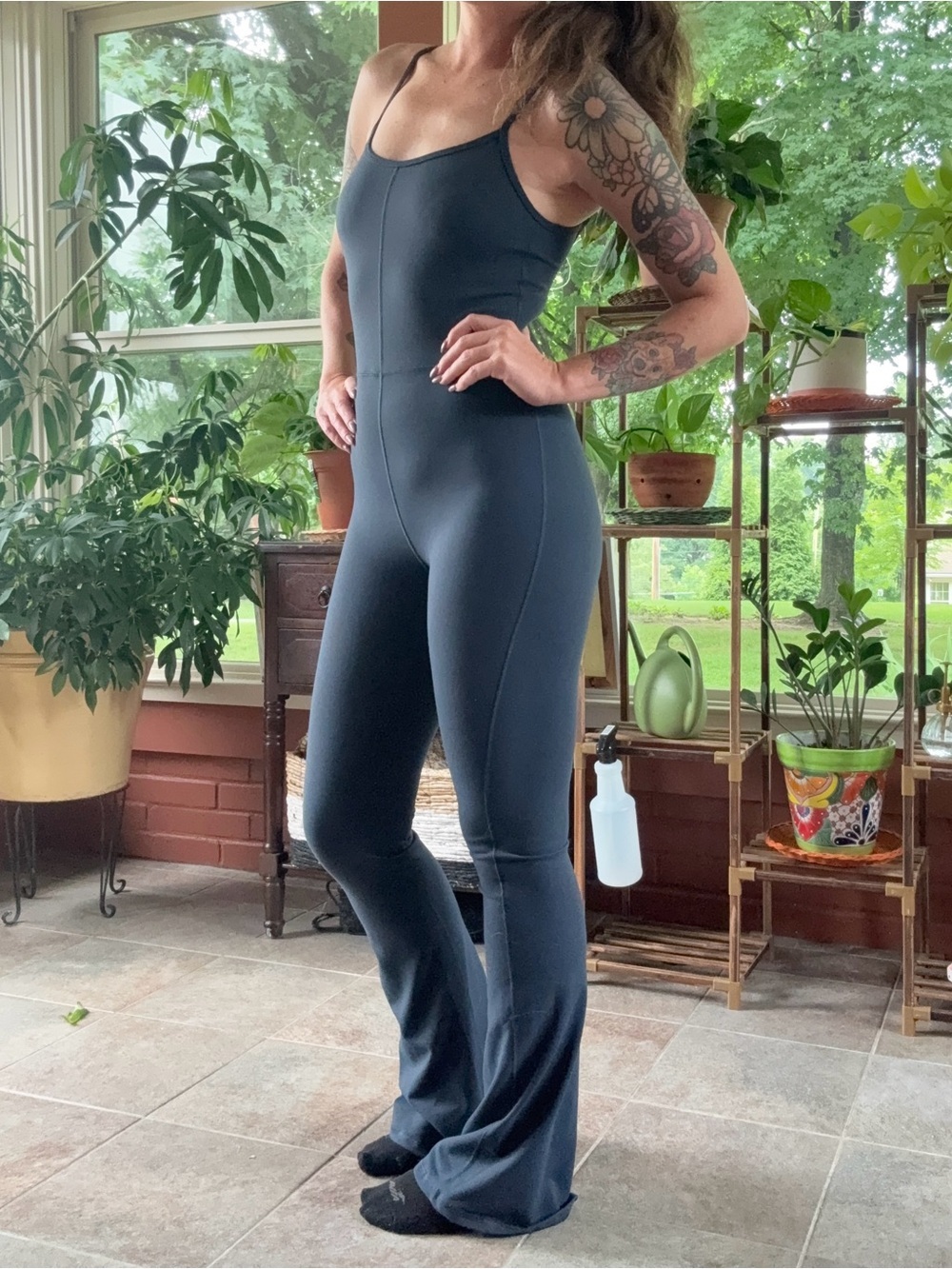 Qinsen Women's Navy Slim-Fit Spaghetti-Strap Fitted Jumpsuit Size Medium